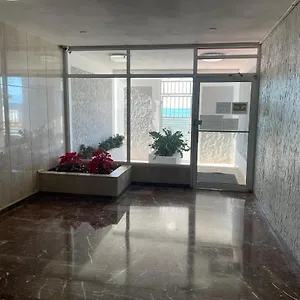 2-bedroom-1-bathroom-direct-beach-access-apt.sanjuanpuertorico-hotels.com/